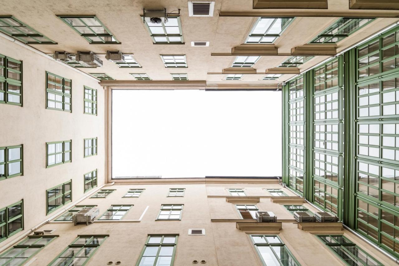 Rooftop Suite Borse By Ichbucheat Vienna Exterior photo